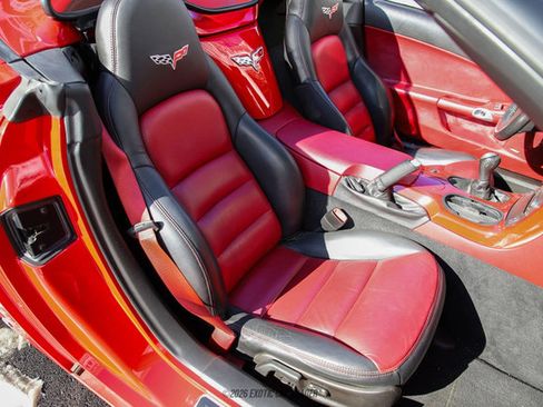 Used 2007 Chevrolet Corvette Convertible w/ Preferred Equipment Group RWD image 49