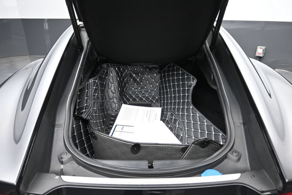 Used 2015 Jaguar F-TYPE R RWD image 21