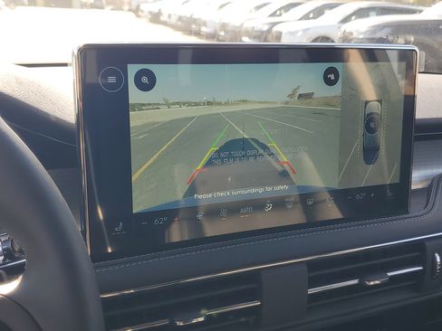 New 2026 Lincoln Corsair Premiere image 21