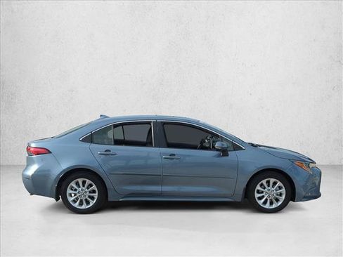 Certified 2020 Toyota Corolla XLE FWD image 4