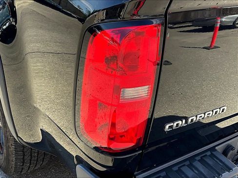 Used 2016 Chevrolet Colorado Z71 w/ LPO, Gearon Divider Package image 28