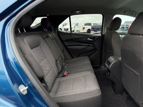 Used 2021 Chevrolet Equinox LT image 18