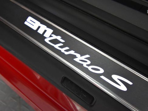 Certified 2022 Porsche 911 Turbo S image 27