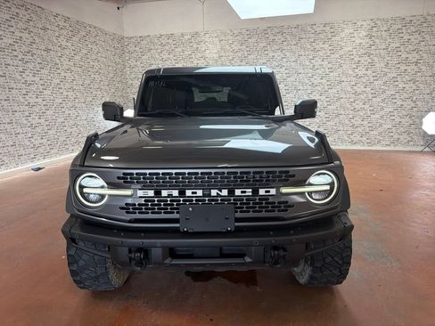 Used 2023 Ford Bronco Badlands w/ Sasquatch Package AWD/4WD image 2