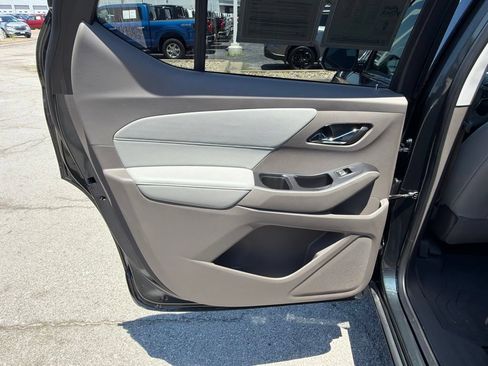 Used 2019 Chevrolet Traverse LT w/ LPO, Floor Liner Package AWD/4WD image 20