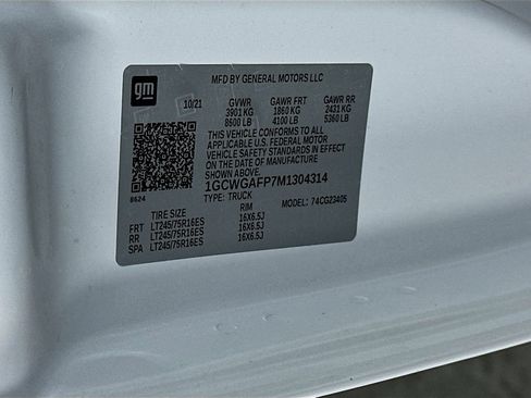 Used 2021 Chevrolet Express 2500 RWD image 35