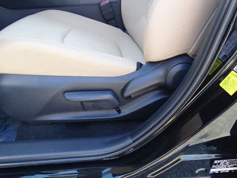 Certified 2025 Toyota RAV4 LE AWD/4WD image 17
