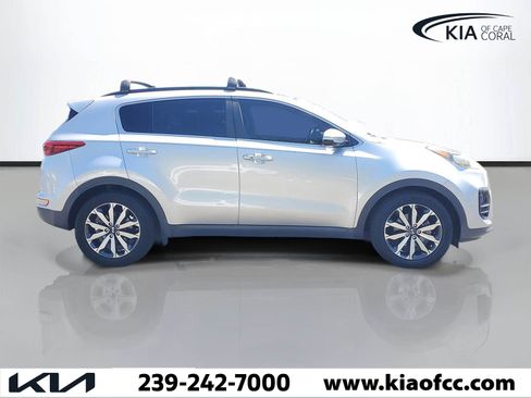 Used 2018 Kia Sportage EX w/ EX Premium Package FWD image 3