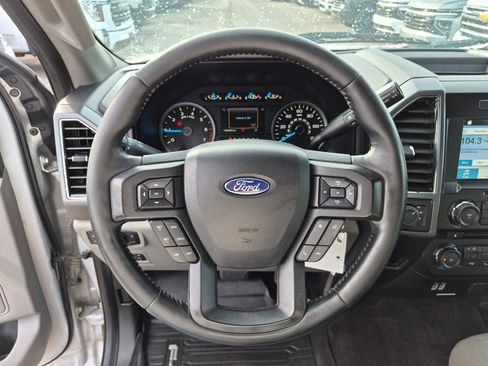 Used 2017 Ford F150 XLT w/ Equipment Group 302A Luxury AWD/4WD image 16