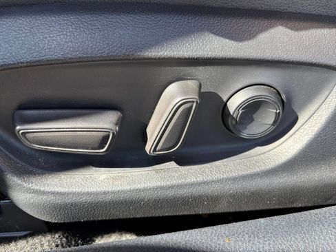Used 2024 Toyota Camry SE FWD image 22