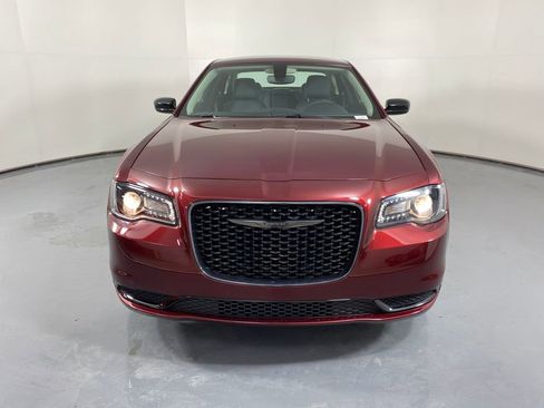 Used 2023 Chrysler 300 Touring w/ Sport Appearance Package image 2