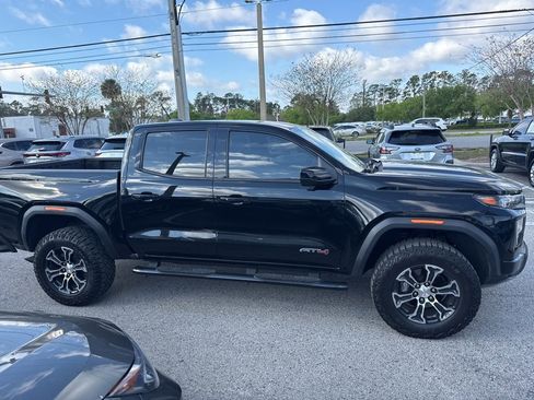 Used 2023 GMC Canyon AT4 w/ AT4 Premium Package image 6