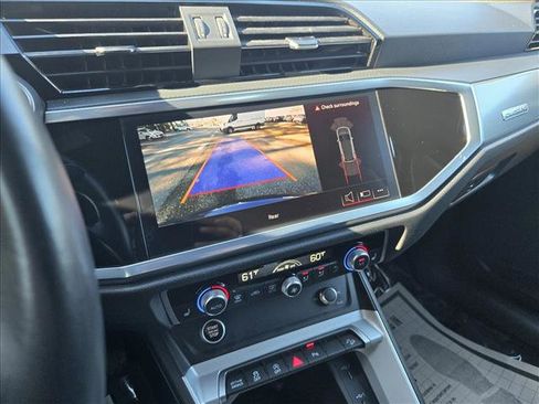 Used 2023 Audi Q3 2.0T Premium image 21