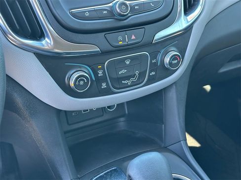 Certified 2024 Chevrolet Equinox LS w/ LS Convenience Package image 20