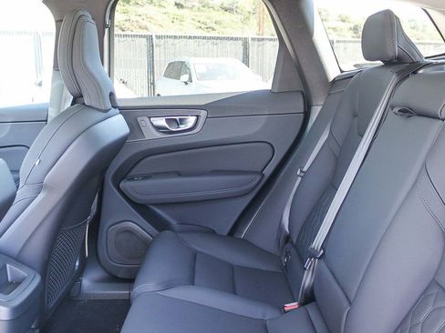 New 2026 Volvo XC60 B5 Core image 21