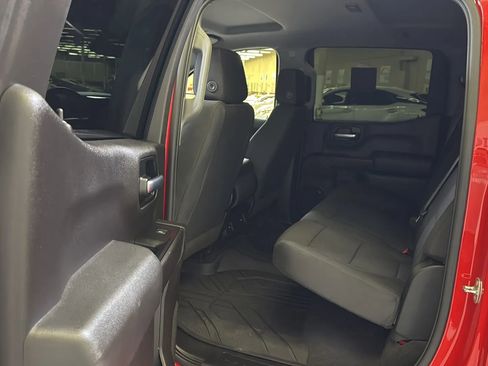 Used 2020 Chevrolet Silverado 1500 Custom w/ Custom Value Package image 21