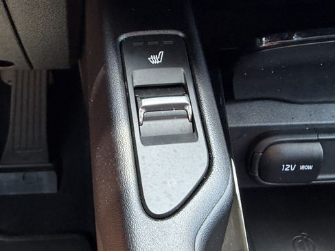 Certified 2025 Kia Telluride S FWD image 28
