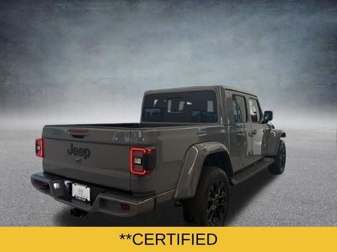 Used 2022 Jeep Gladiator Overland image 4