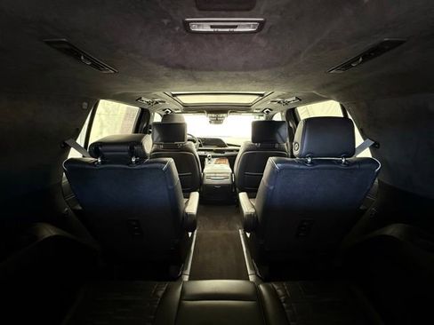 Used 2021 Cadillac Escalade Sport Platinum AWD/4WD image 36