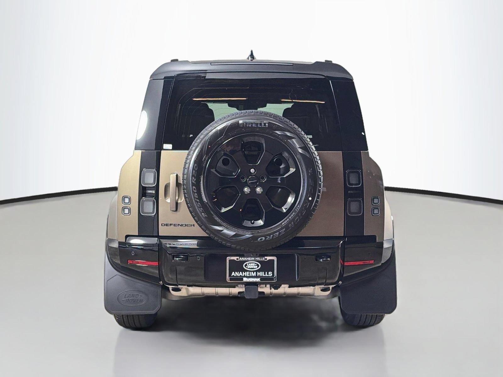 New 2026 Land Rover Defender 110 X-Dynamic SE AWD/4WD image 4