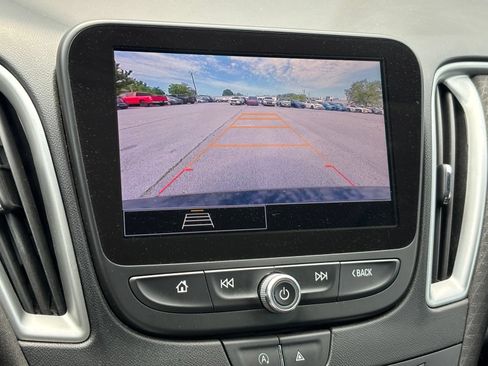 Used 2023 Chevrolet Malibu LT FWD image 19