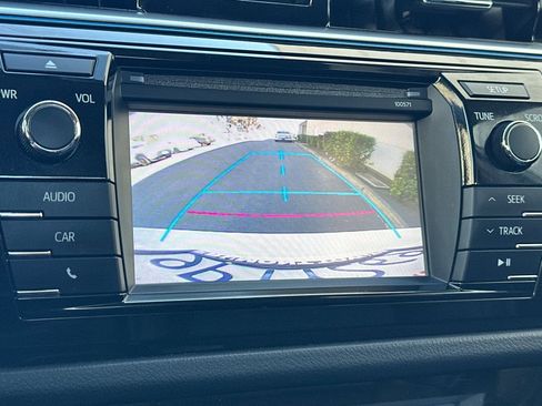 Used 2016 Toyota Corolla S image 18