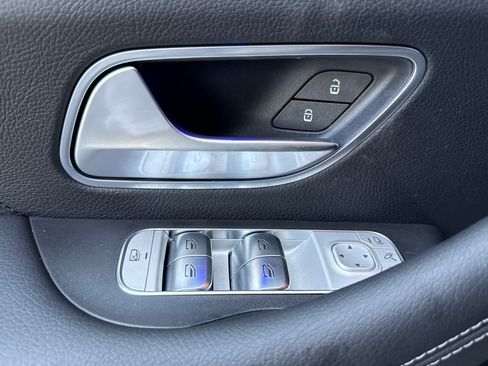 New 2026 Mercedes-Benz GLS 580 4MATIC image 10