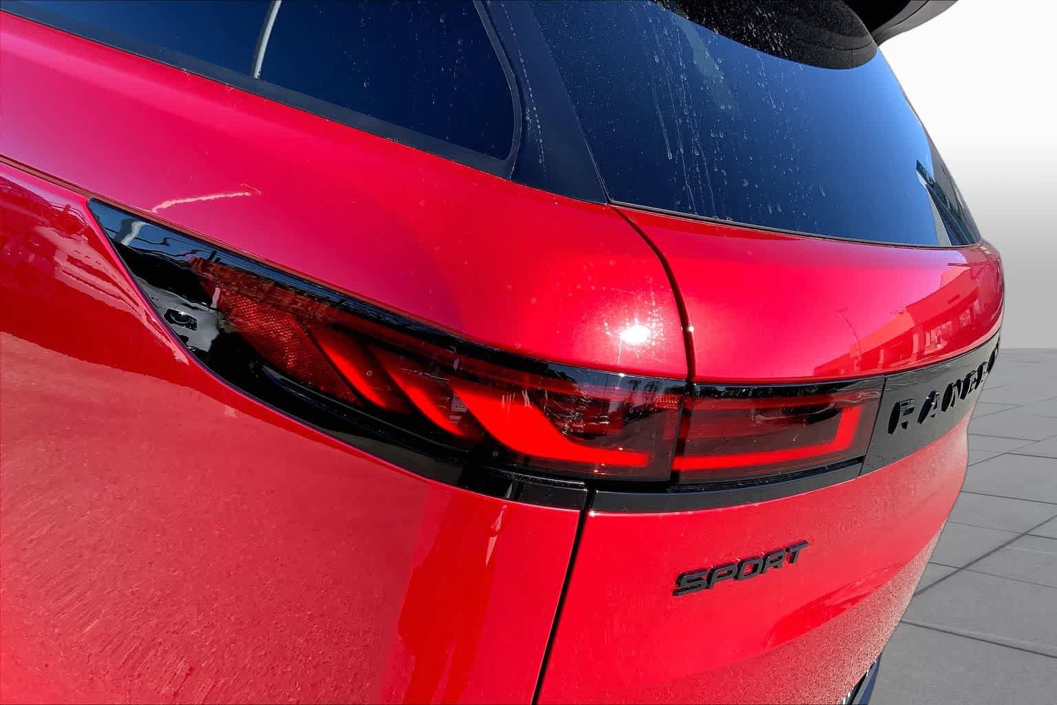 New 2026 Land Rover Range Rover Sport SE AWD/4WD image 14