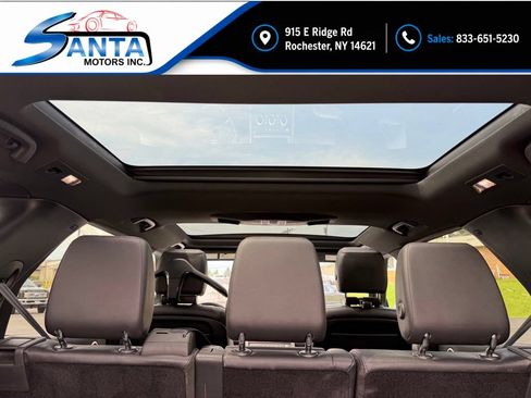 Used 2020 Land Rover Discovery Landmark AWD/4WD image 15