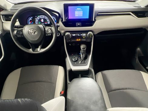 Used 2023 Toyota RAV4 XLE image 30