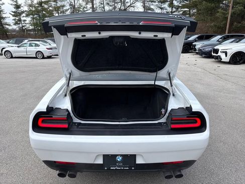 Used 2018 Dodge Challenger SRT Hellcat image 25