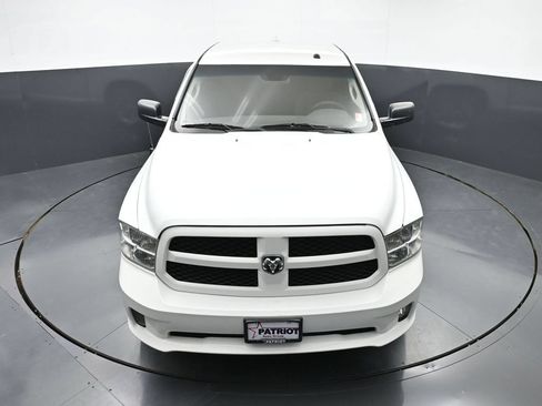 Used 2018 RAM 1500 Express RWD image 37