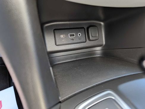 Used 2024 Chevrolet Equinox LS w/ Driver Confidence II Package AWD/4WD image 31