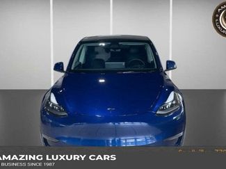 Used 2023 Tesla Model Y Long Range AWD/4WD video 1