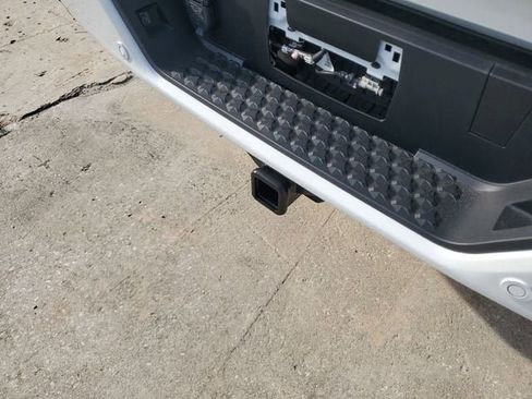 New 2025 GMC Canyon Elevation w/ Convenience Package image 9