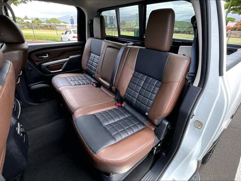 Used 2018 Nissan Titan Platinum Reserve w/ Platinum Utility Package AWD/4WD image 28