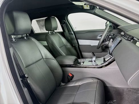 Used 2025 Land Rover Range Rover Velar S image 28
