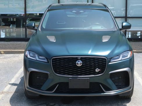 Used 2022 Jaguar F-PACE SVR AWD/4WD image 4