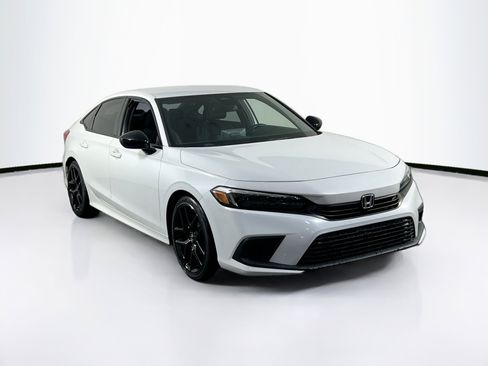 Used 2022 Honda Civic Sport image 3