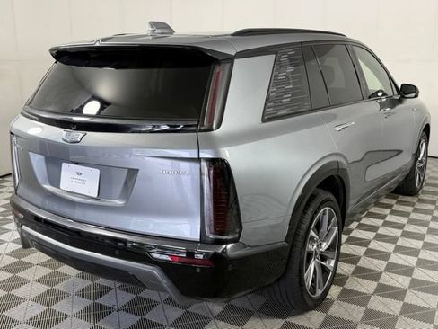 Certified 2026 Cadillac Vistiq Sport w/ LPO, Floor Liner Package AWD/4WD image 9
