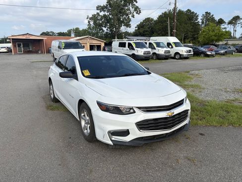 Used 2018 Chevrolet Malibu LS FWD image 14