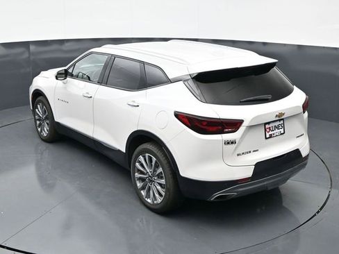 Used 2024 Chevrolet Blazer Premier w/ Driver Confidence II Package image 31