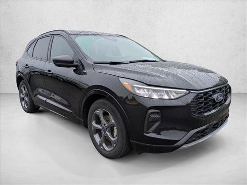 Used 2024 Ford Escape ST-Line w/ Tech Pack #1 FWD image 3