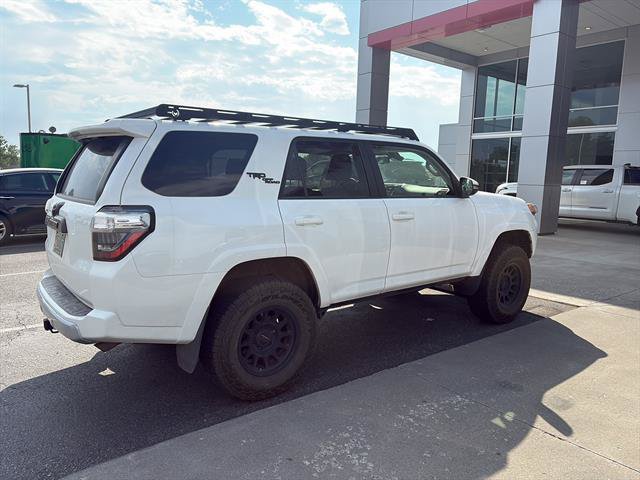 Used 2020 Toyota 4Runner TRD Off-Road Premium w/ Moonroof Package AWD/4WD image 32