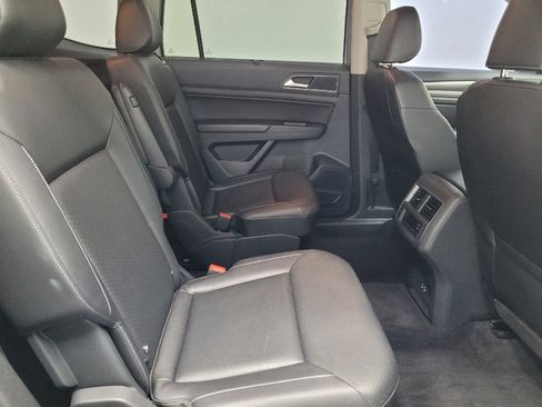 Used 2018 Volkswagen Atlas SEL FWD image 19