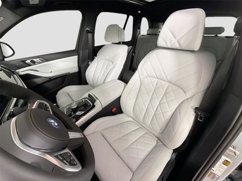 New 2026 BMW X5 xDrive50e AWD/4WD image 22