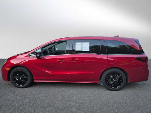 Used 2025 Honda Odyssey Sport-L image 6