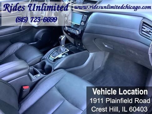 Used 2018 Nissan Rogue SL w/ Premium Package AWD/4WD image 38