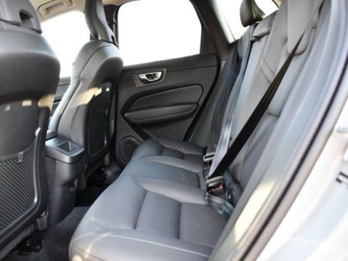 Certified 2025 Volvo XC60 B5 Plus image 14