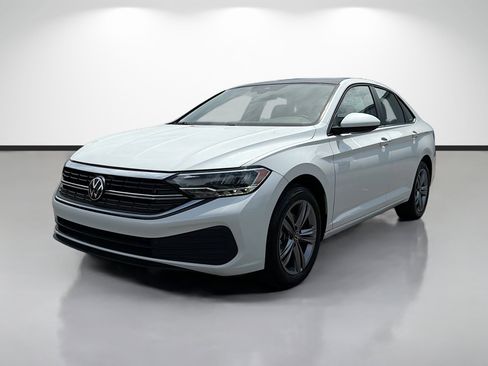 Used 2023 Volkswagen Jetta SE FWD image 7